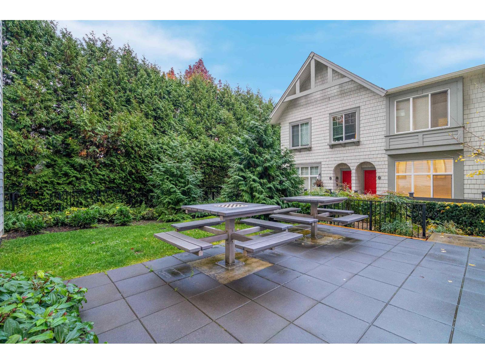 407 13623 81A AVENUE, Surrey