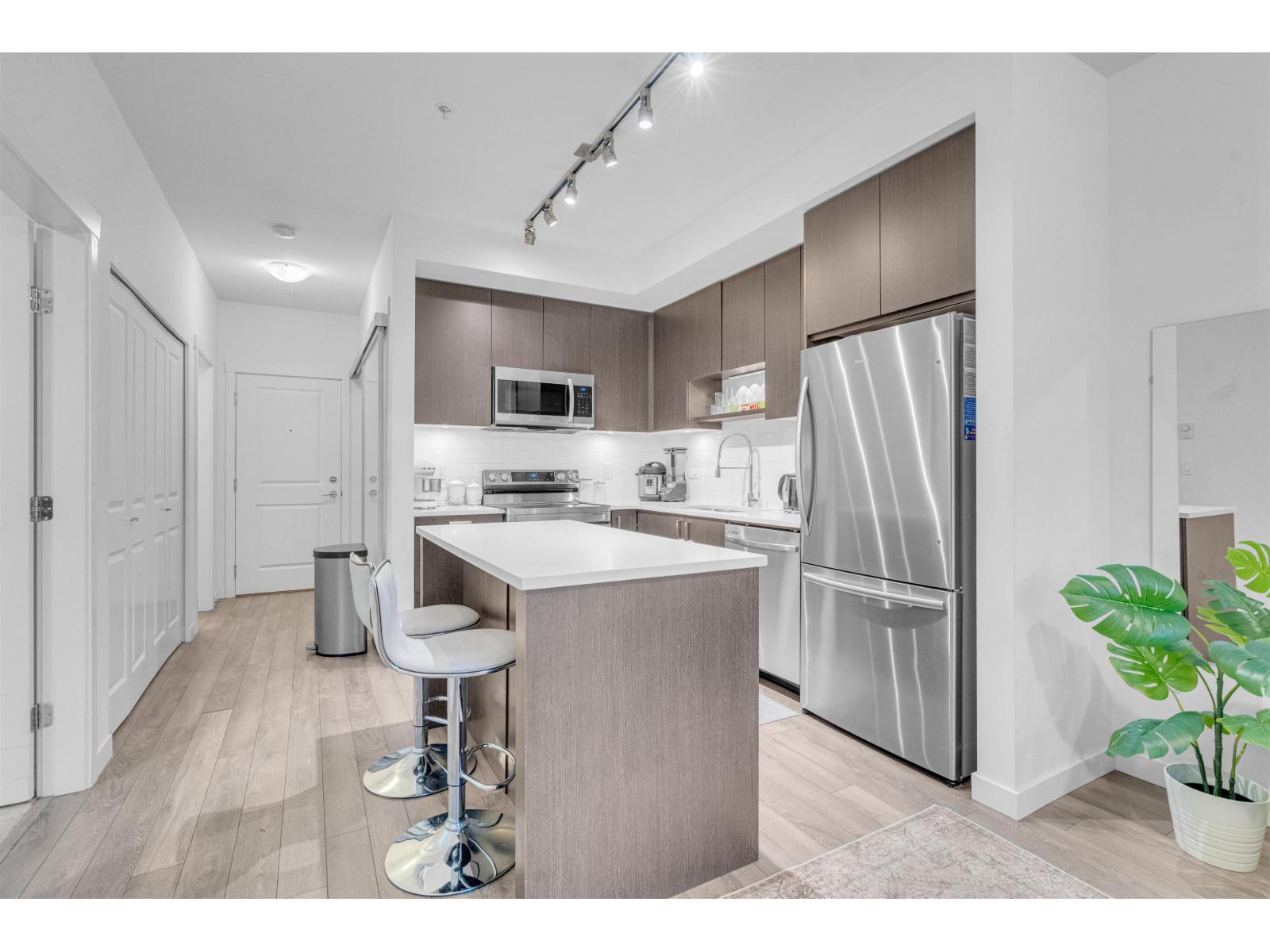 407 13623 81A AVENUE, Surrey