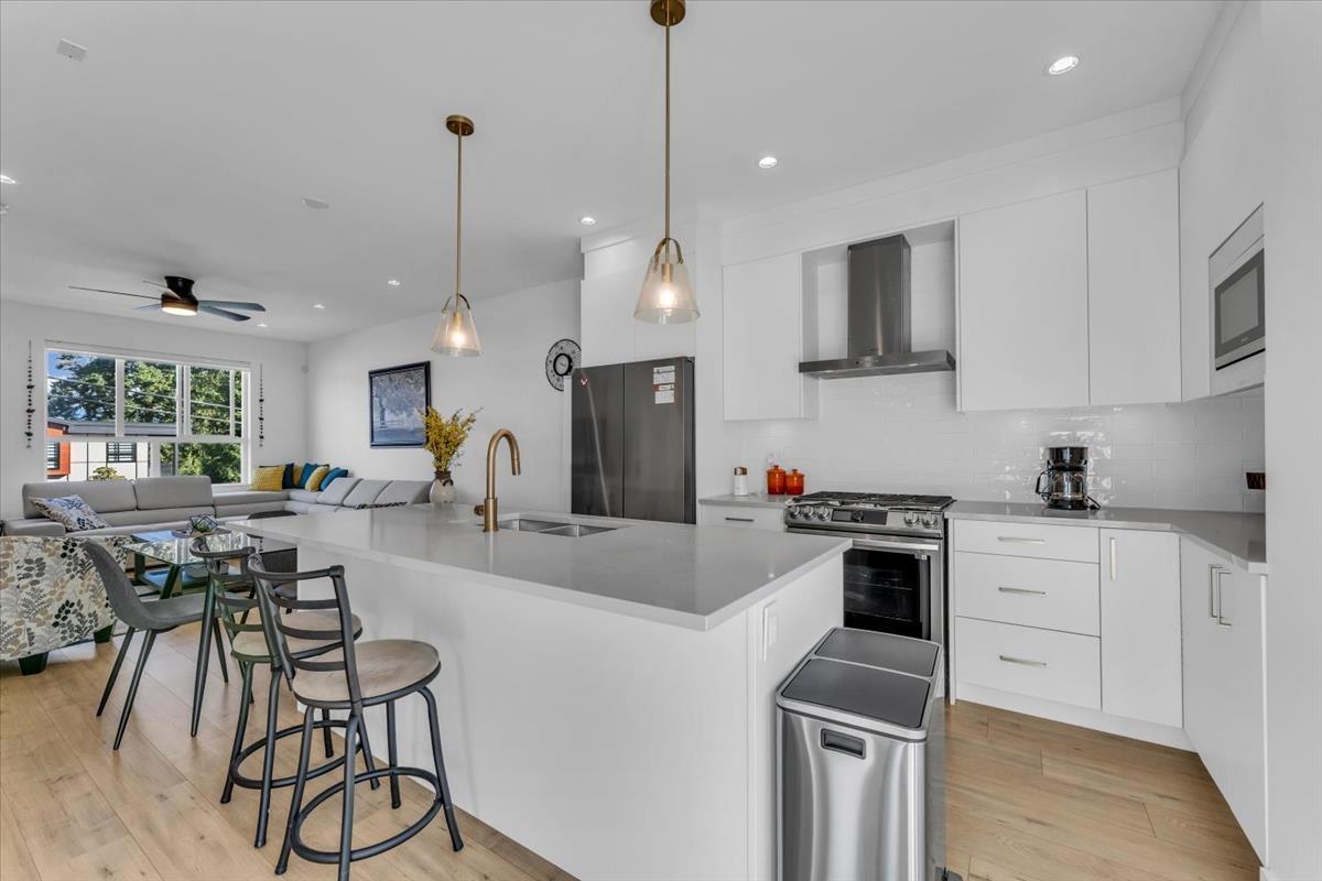 38 17458 100 AVENUE, Surrey