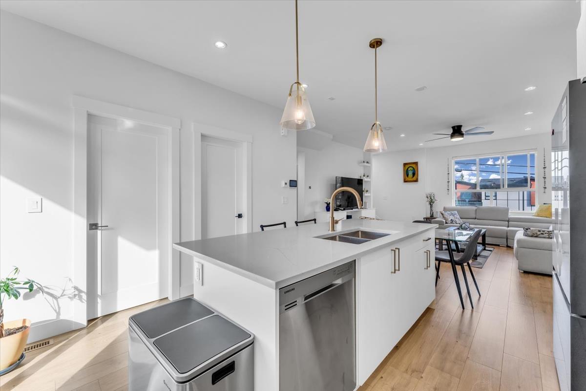 38 17458 100 AVENUE, Surrey