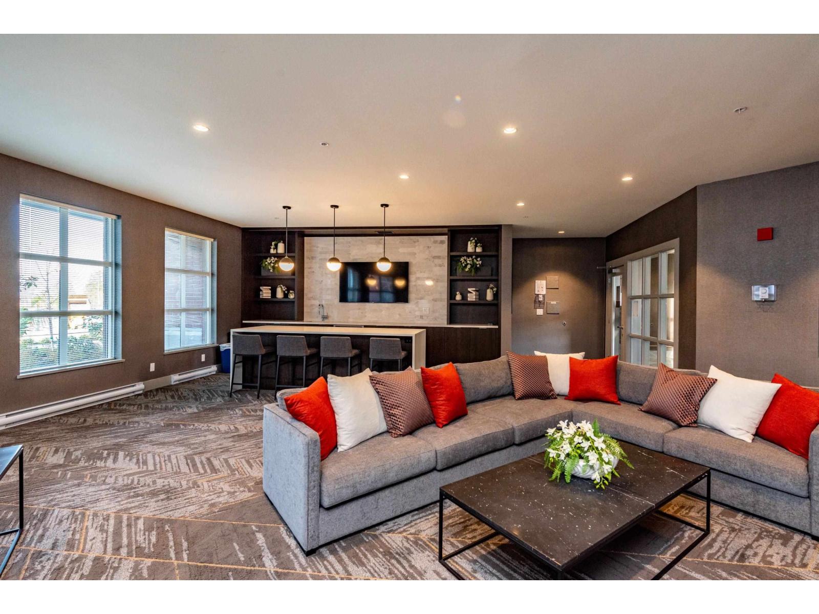 C610 8150 207 STREET, Langley