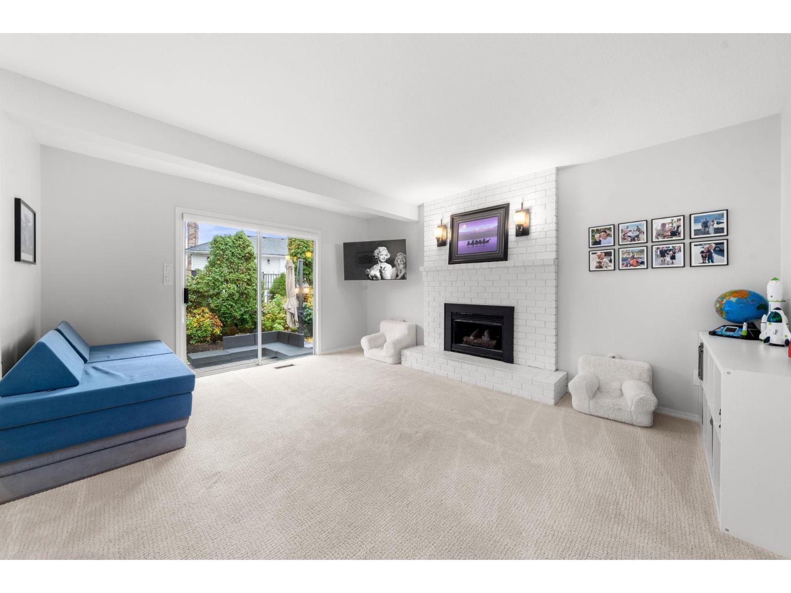 15560 VISTA DRIVE, White Rock