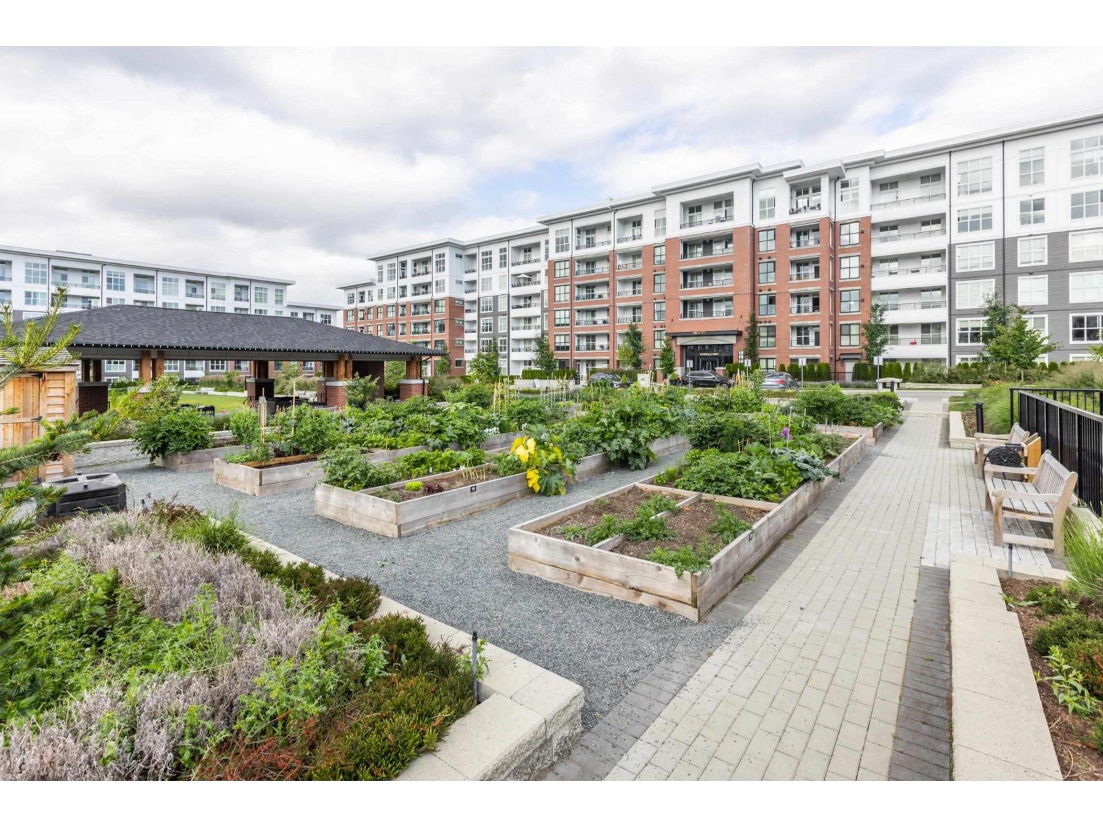 C610 8150 207 STREET, Langley