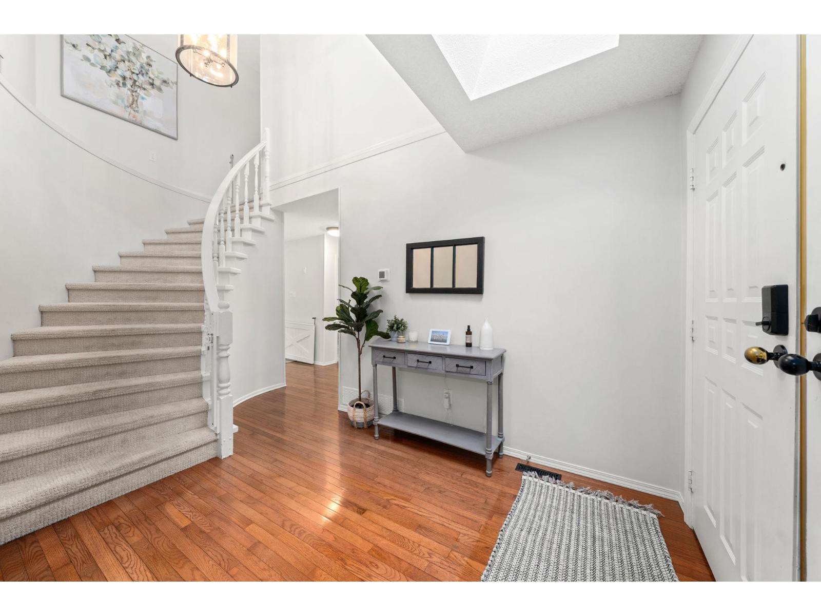 15560 VISTA DRIVE, White Rock