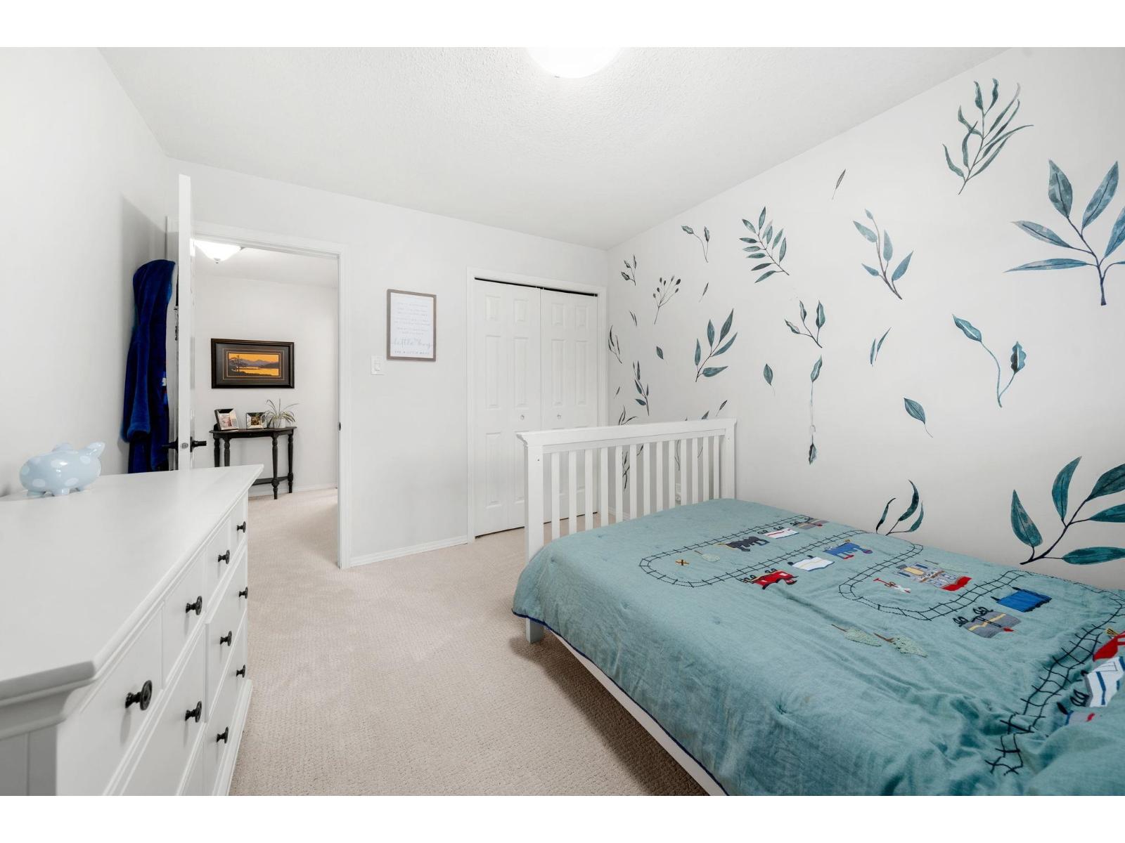 15560 VISTA DRIVE, White Rock