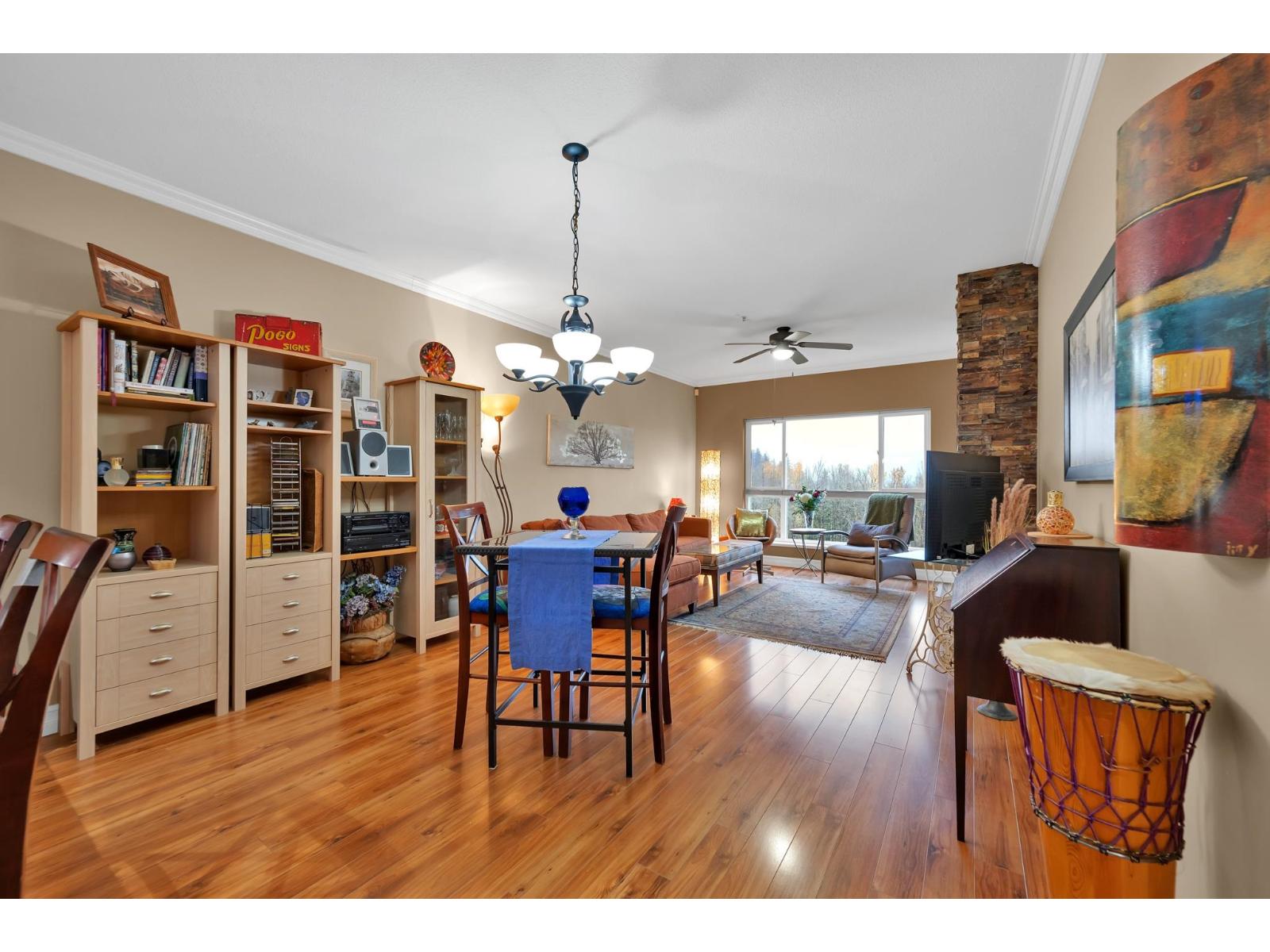 205 33755 7 AVENUE, Mission