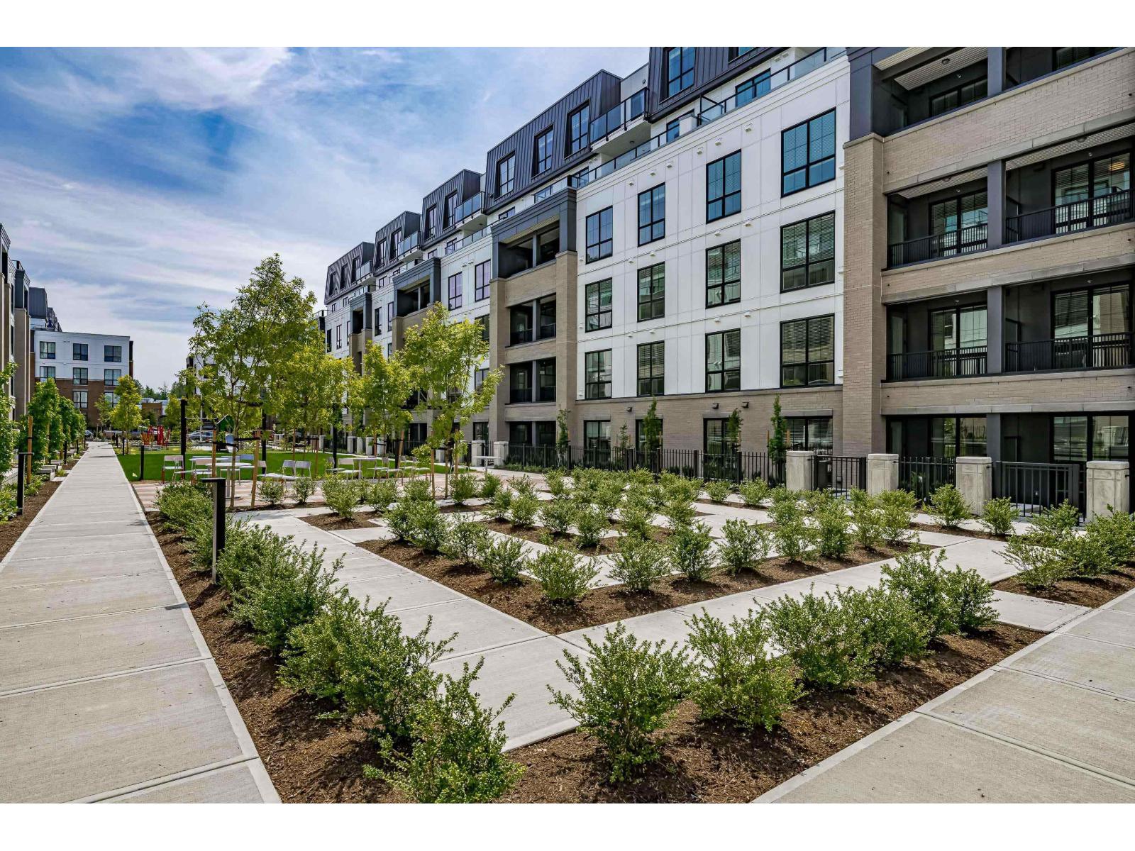 610 8380 200A STREET, Langley