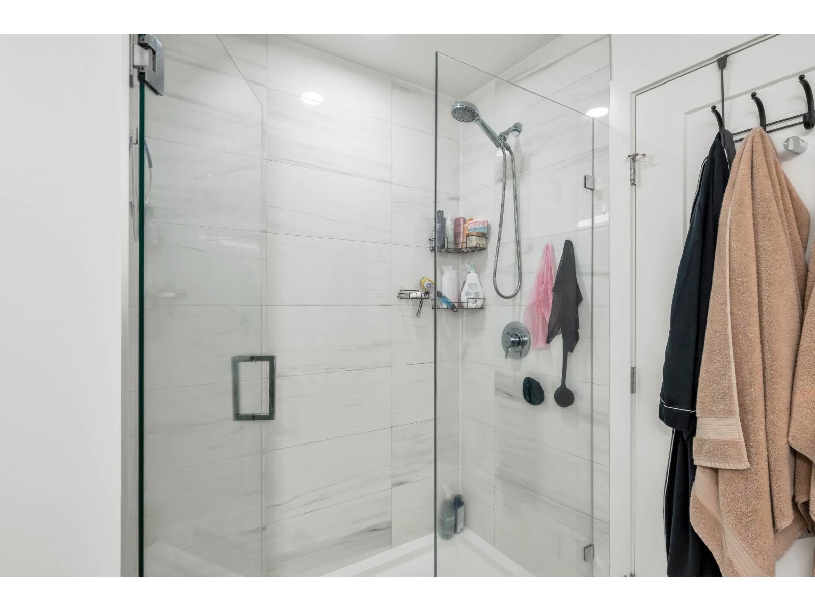 610 8380 200A STREET, Langley