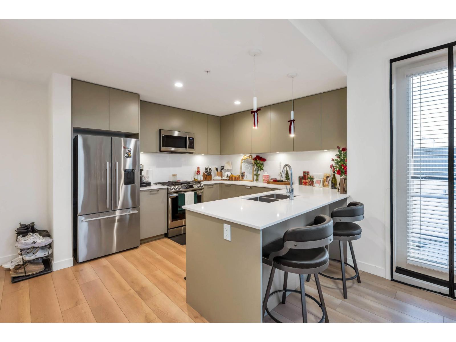 610 8380 200A STREET, Langley