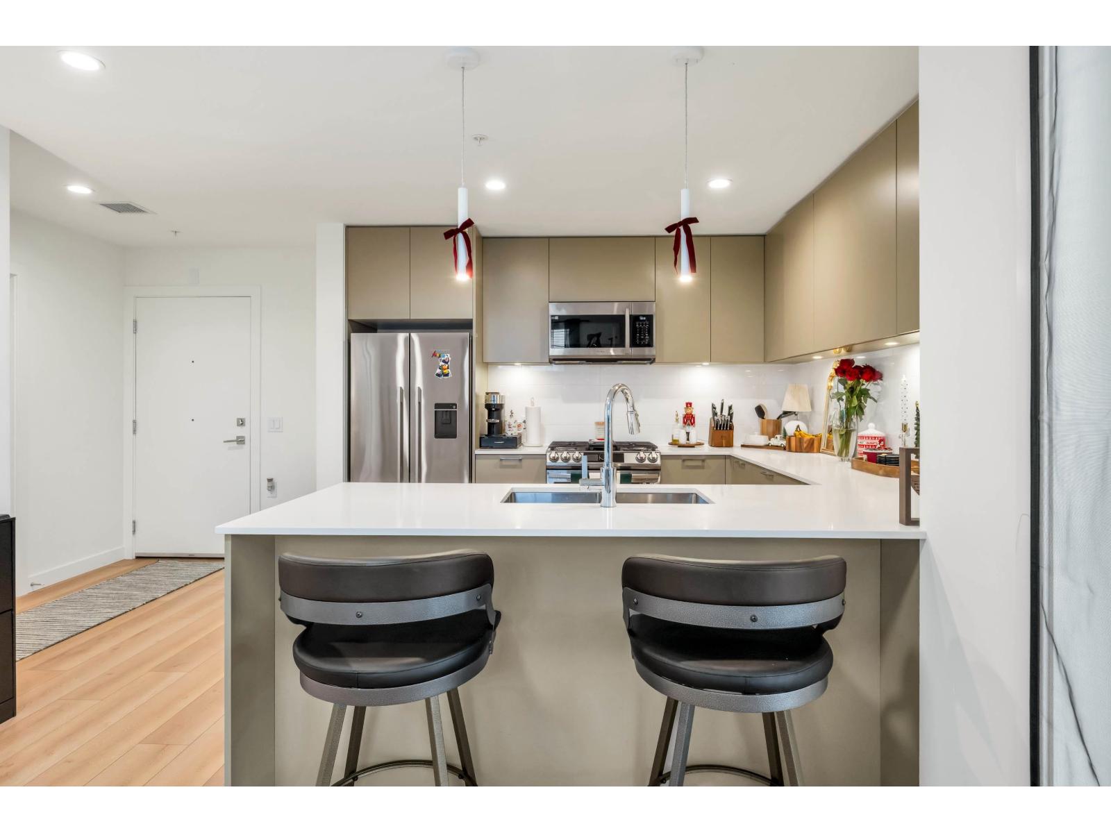 610 8380 200A STREET, Langley