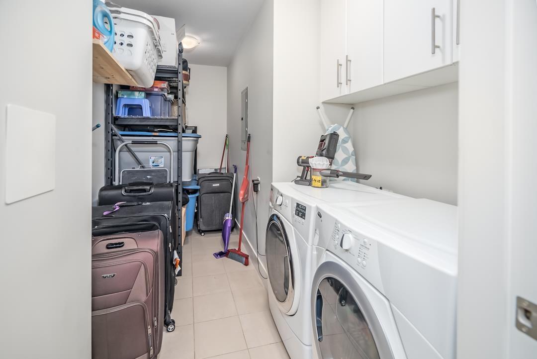 204 16421 64 AVENUE, Surrey