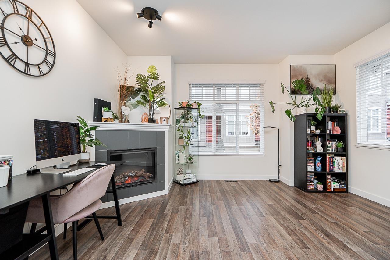 8 19455 65 AVENUE, Surrey