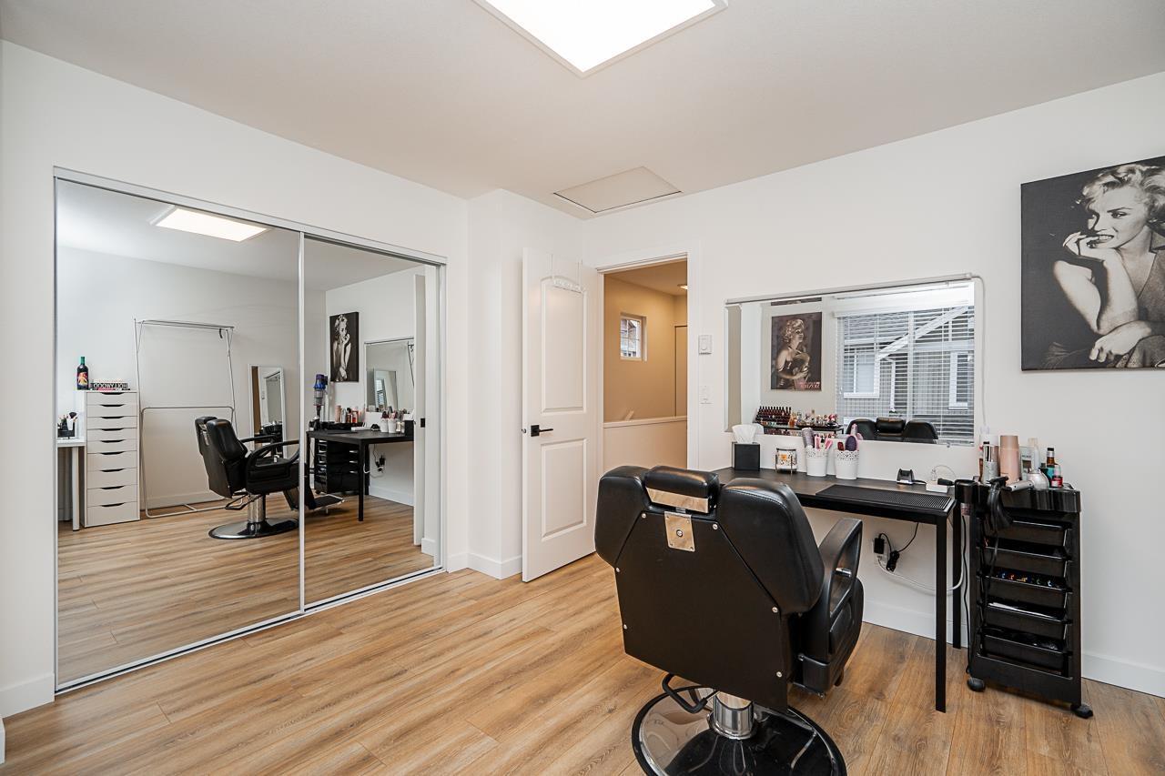 8 19455 65 AVENUE, Surrey