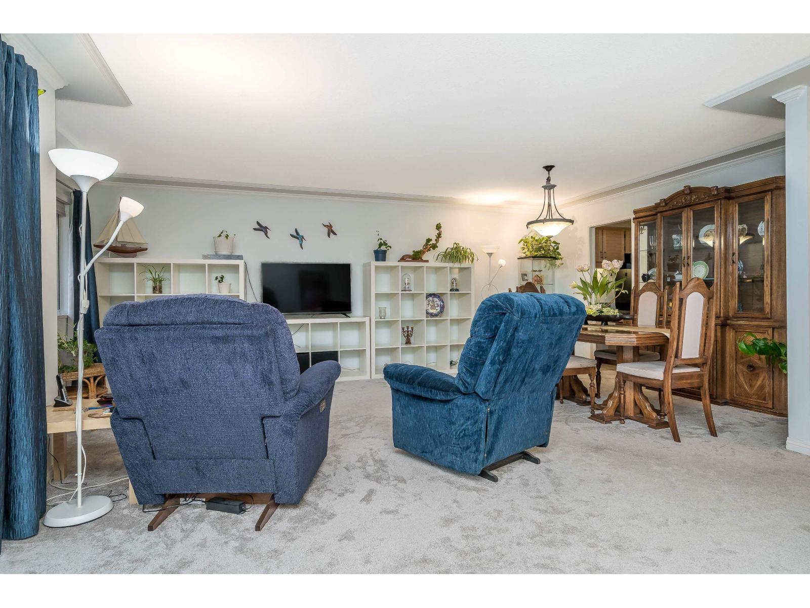 102 6094 W BOUNDARY DRIVE, Surrey