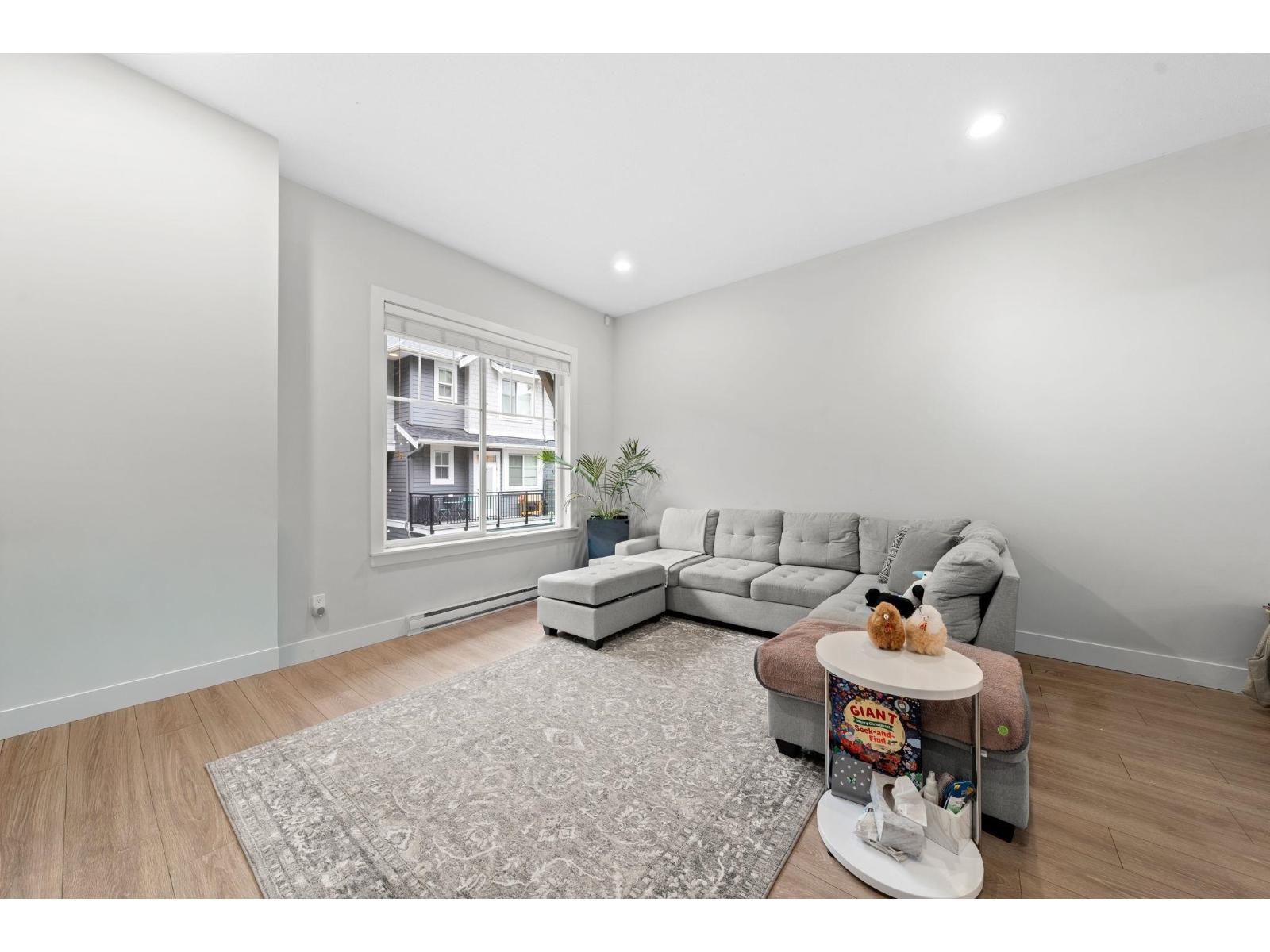 51 2855 158 STREET, Surrey