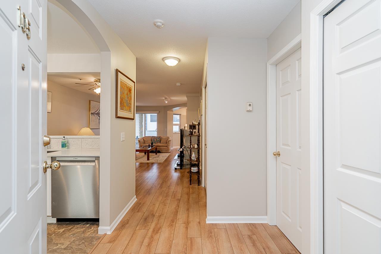 105 20125 55A AVENUE, Langley