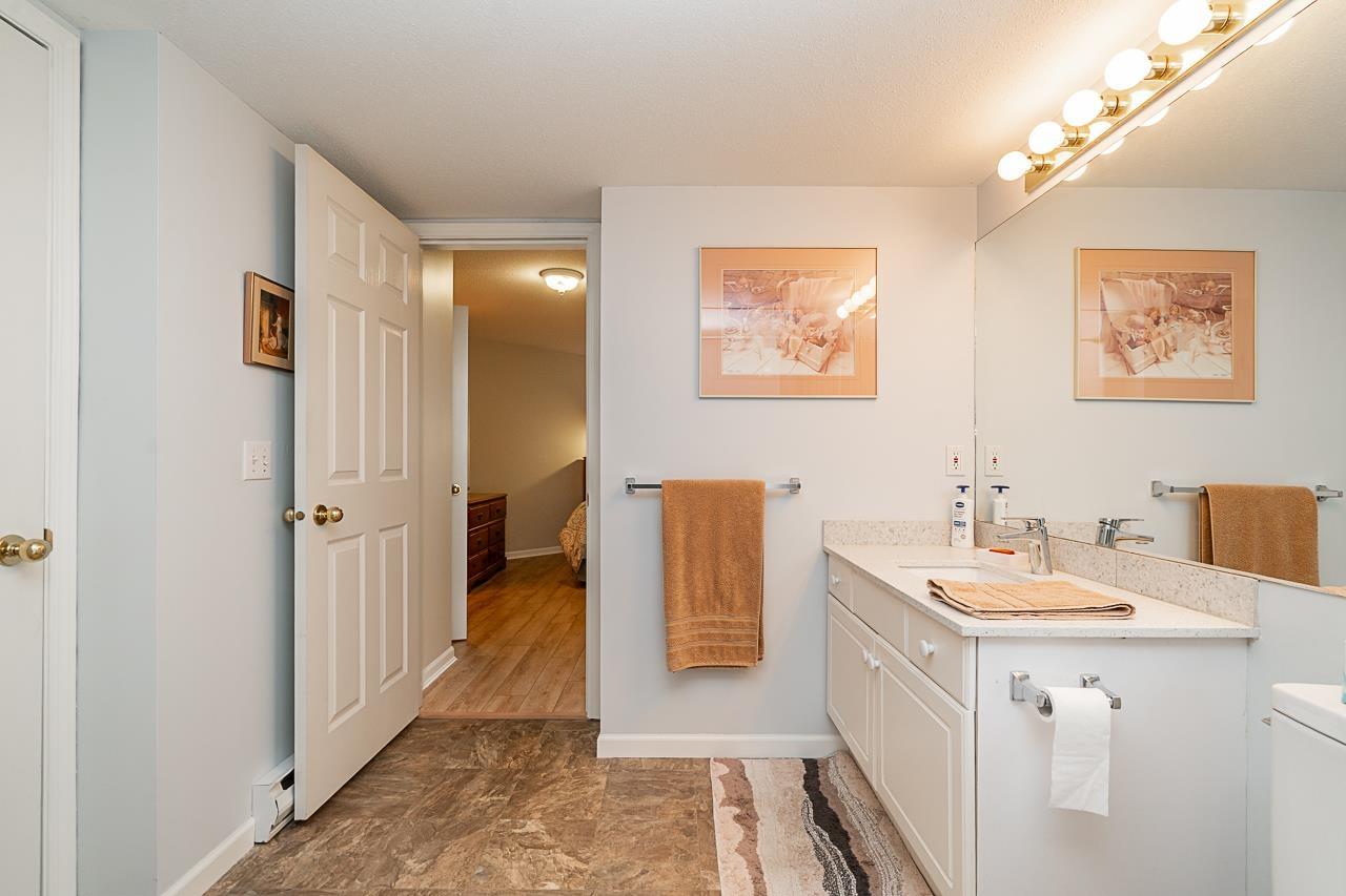 105 20125 55A AVENUE, Langley