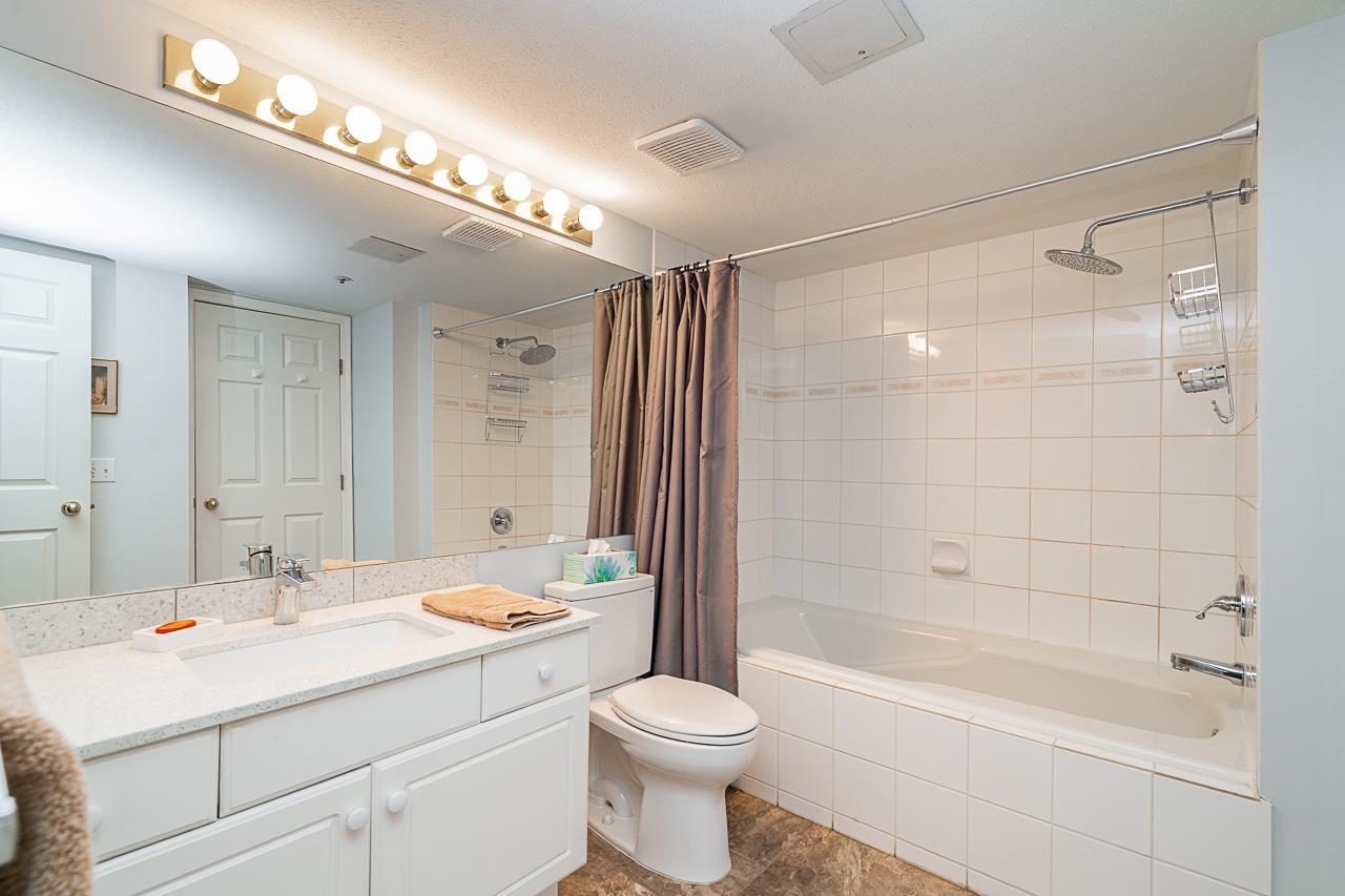 105 20125 55A AVENUE, Langley