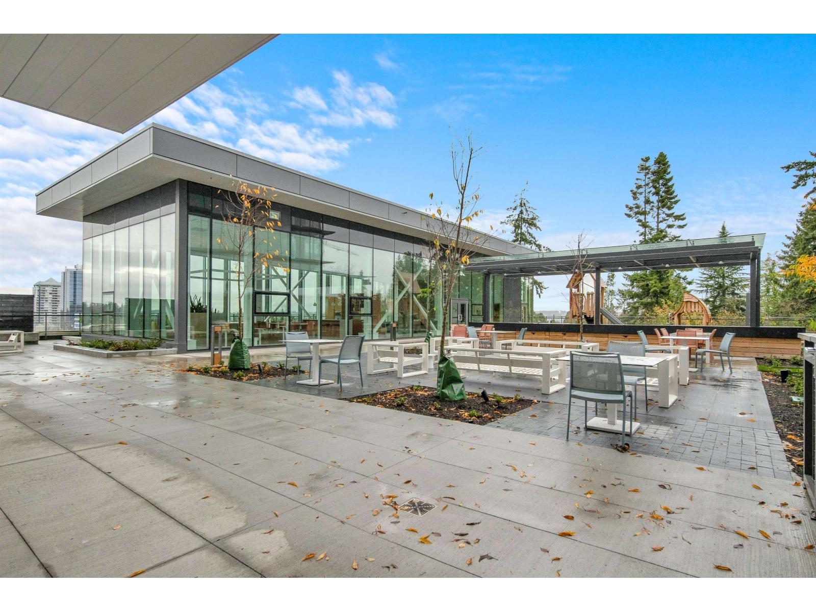 2101 13675 107A AVENUE, Surrey