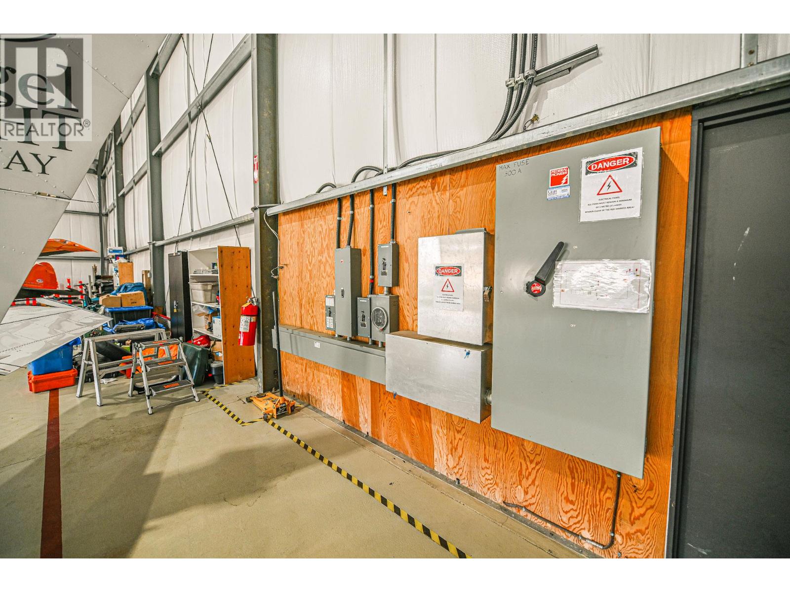  9426 Airport Access Road, Cranbrook