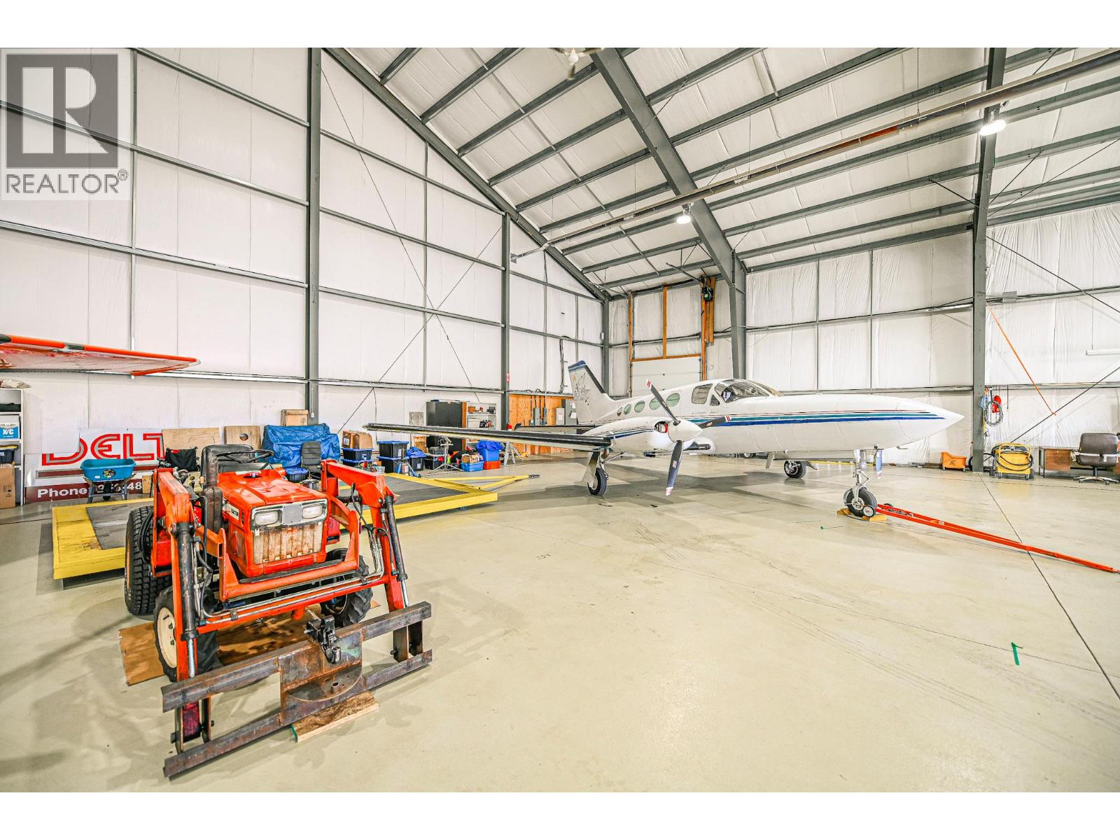  9426 Airport Access Road, Cranbrook