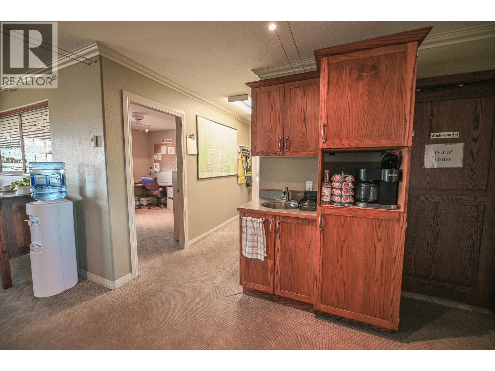  9426 Airport Access Road, Cranbrook