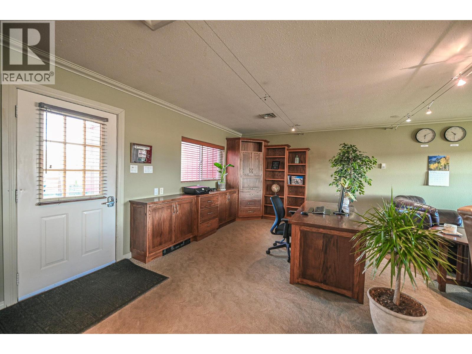  9426 Airport Access Road, Cranbrook