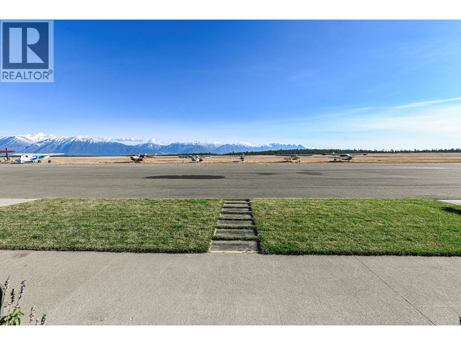  9426 Airport Access Road, Cranbrook