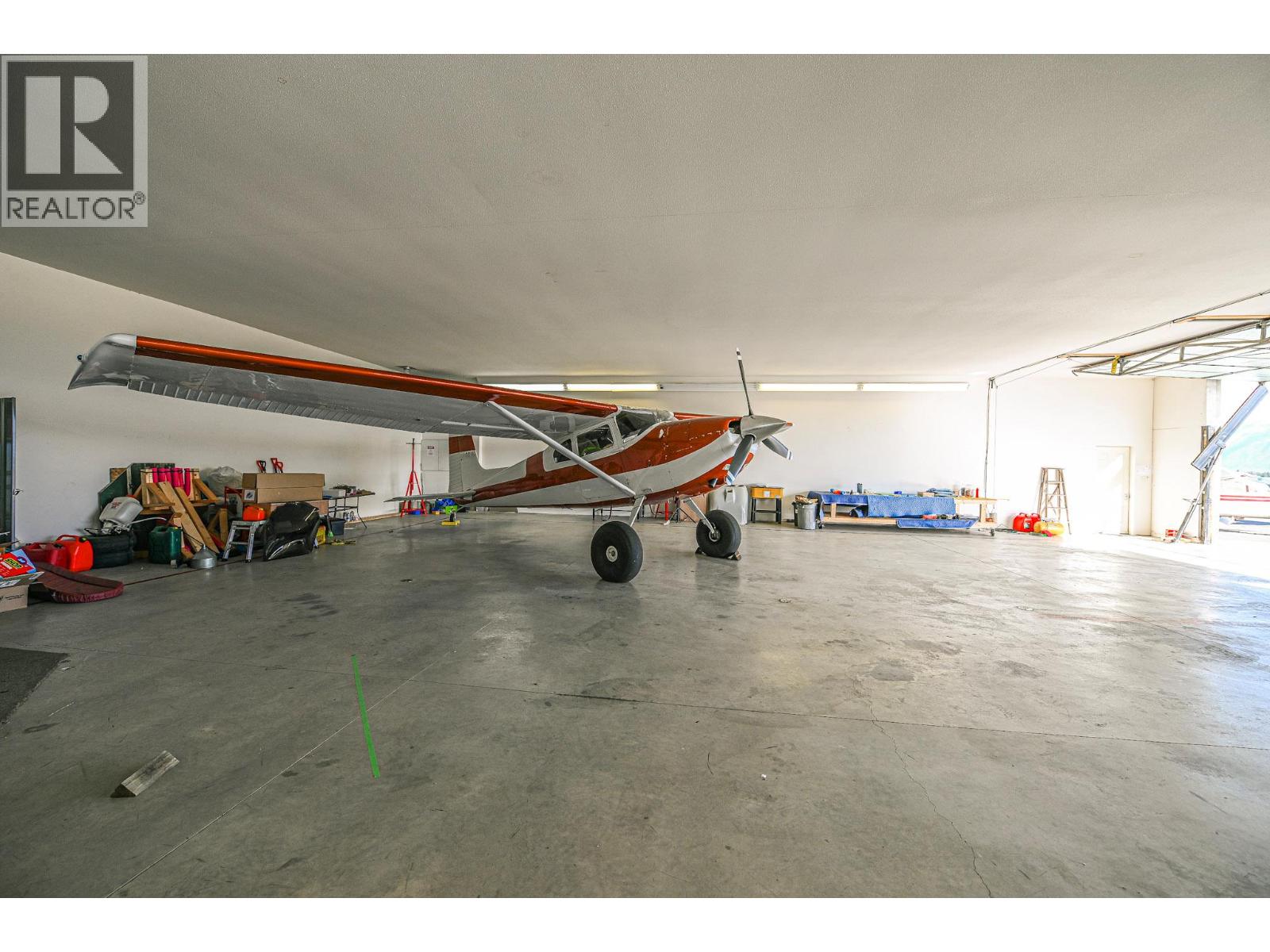  9426 Airport Access Road, Cranbrook