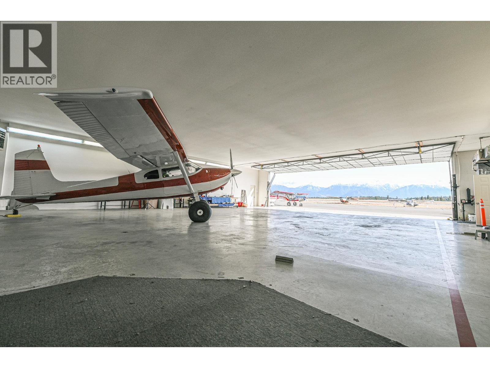  9426 Airport Access Road, Cranbrook