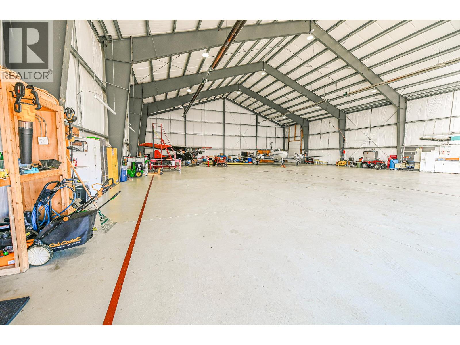  9426 Airport Access Road, Cranbrook