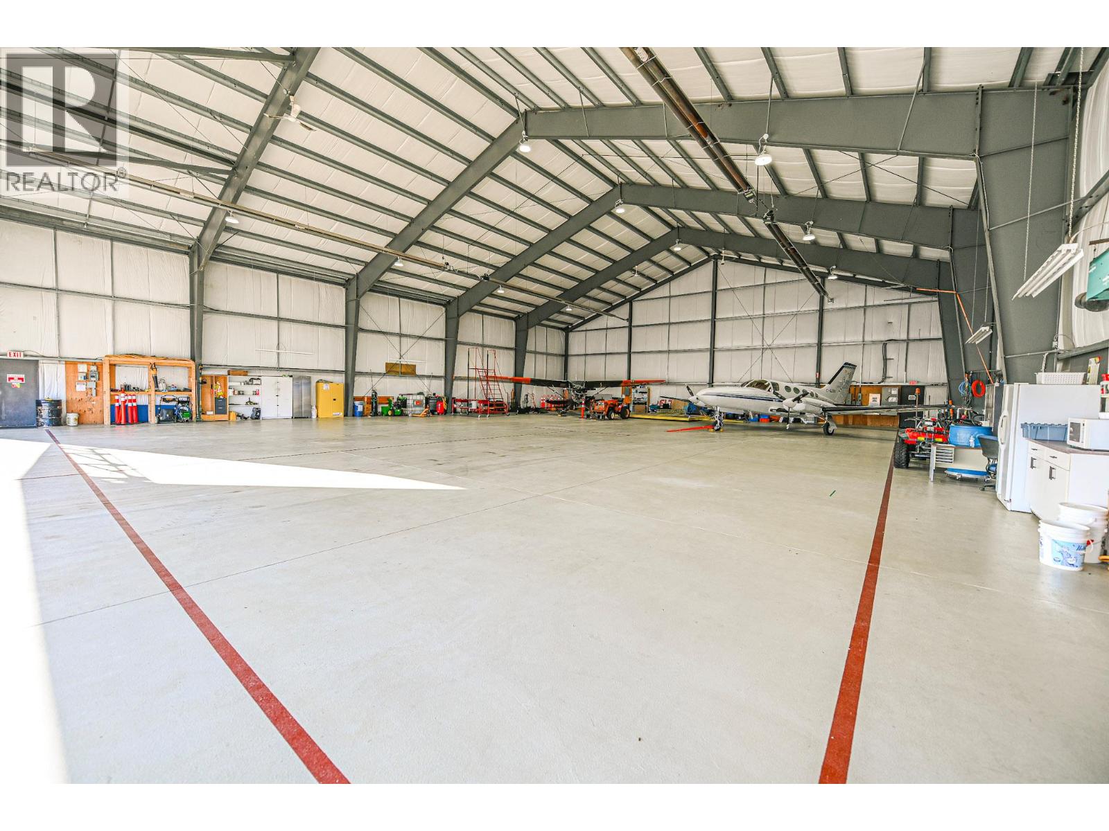  9426 Airport Access Road, Cranbrook