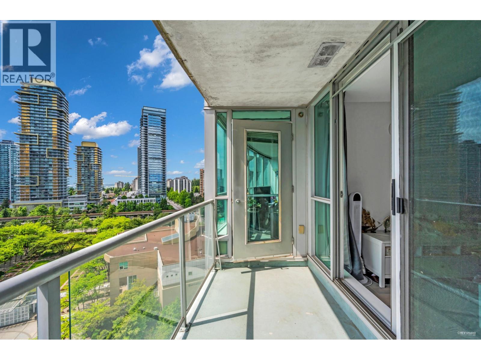 1801 6088 WILLINGDON AVENUE, Burnaby