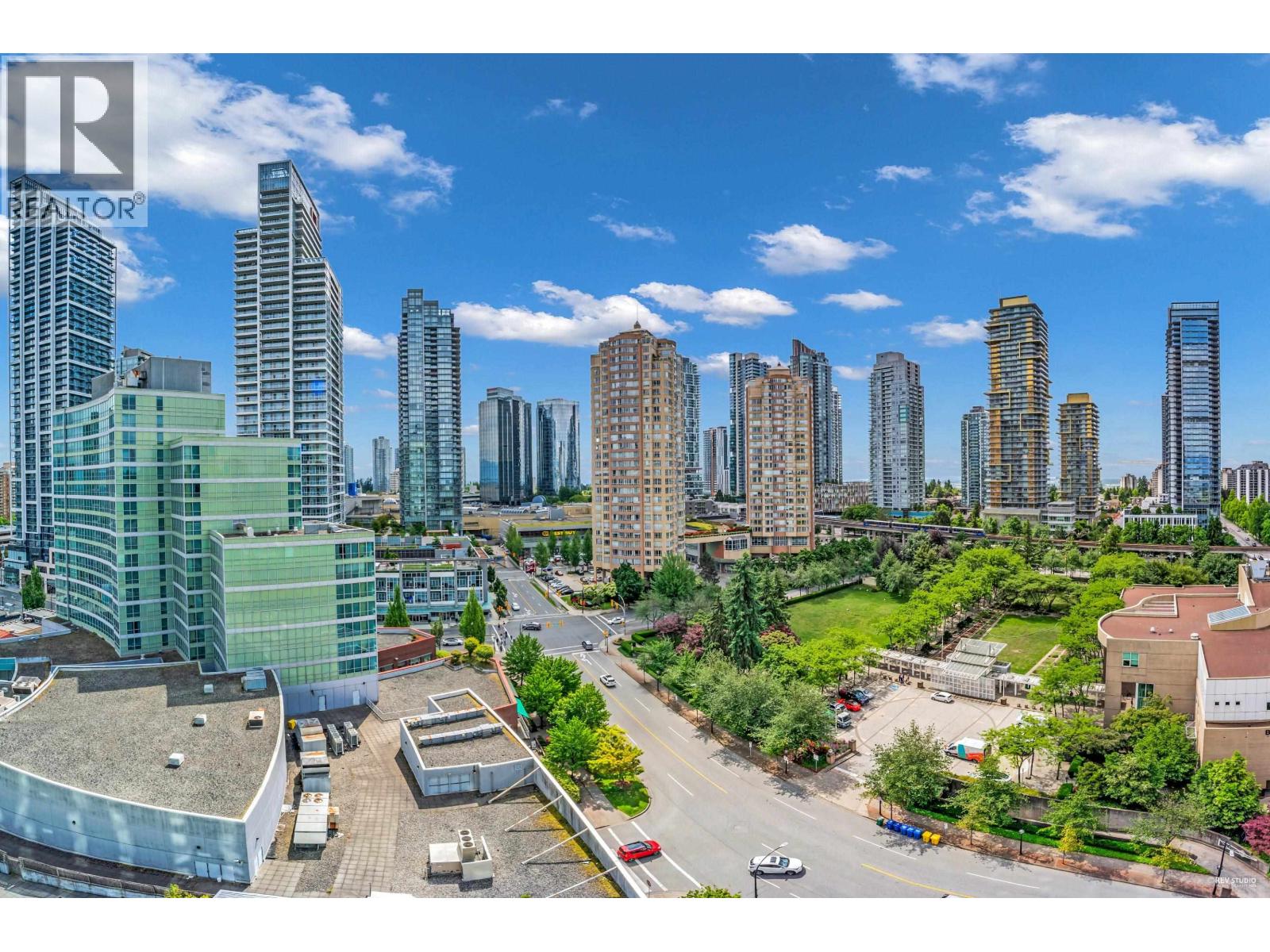 1801 6088 WILLINGDON AVENUE, Burnaby