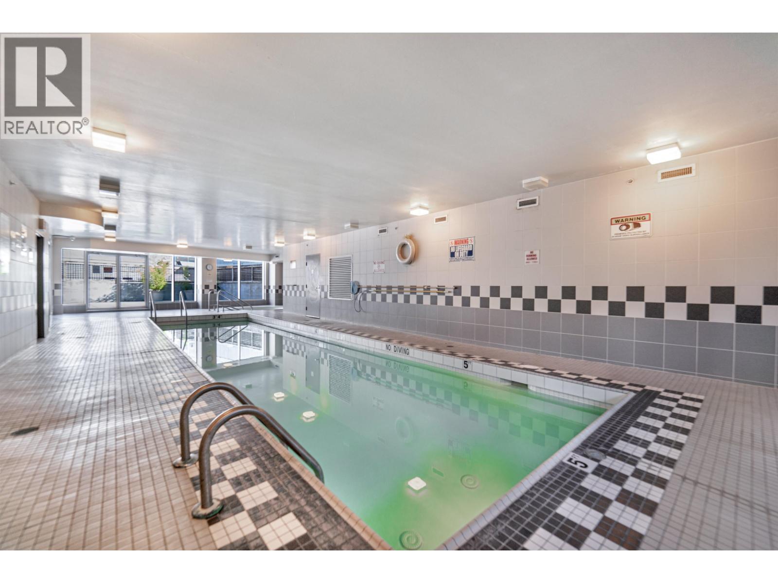 1801 6088 WILLINGDON AVENUE, Burnaby