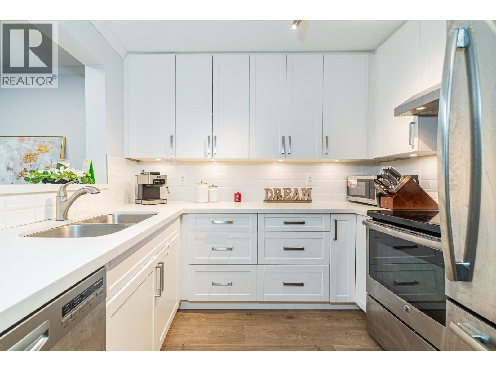 106 2344 ATKINS AVENUE, Port Coquitlam