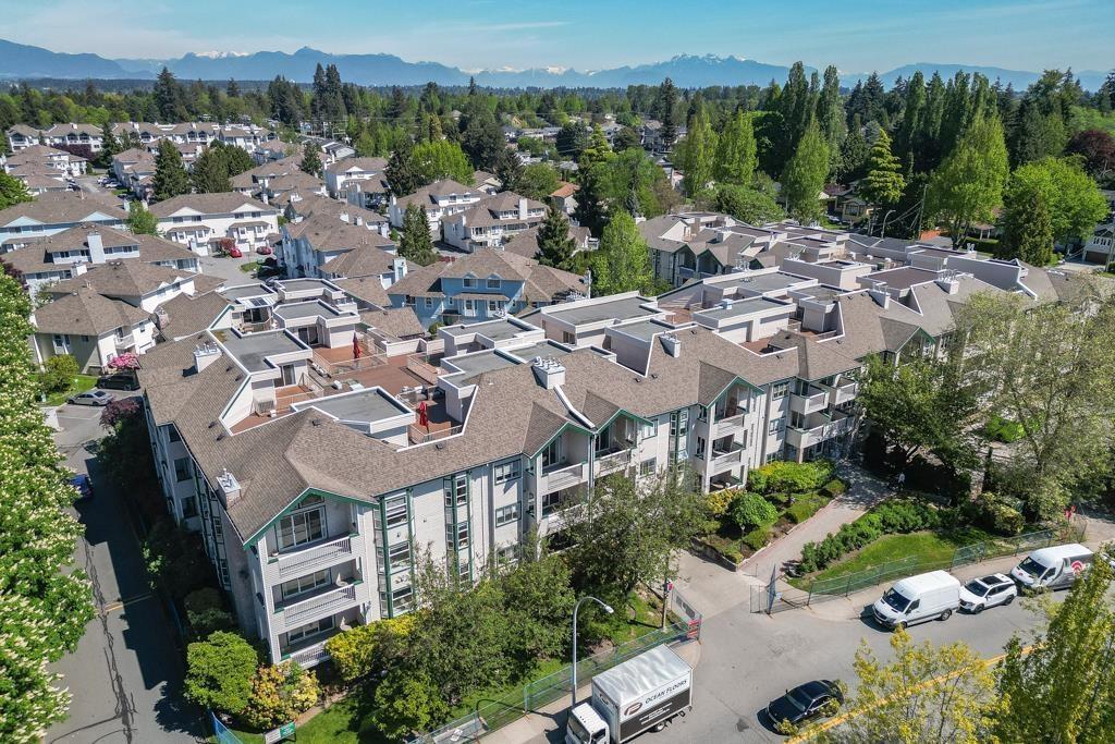 320 13911 70 AVENUE, Surrey