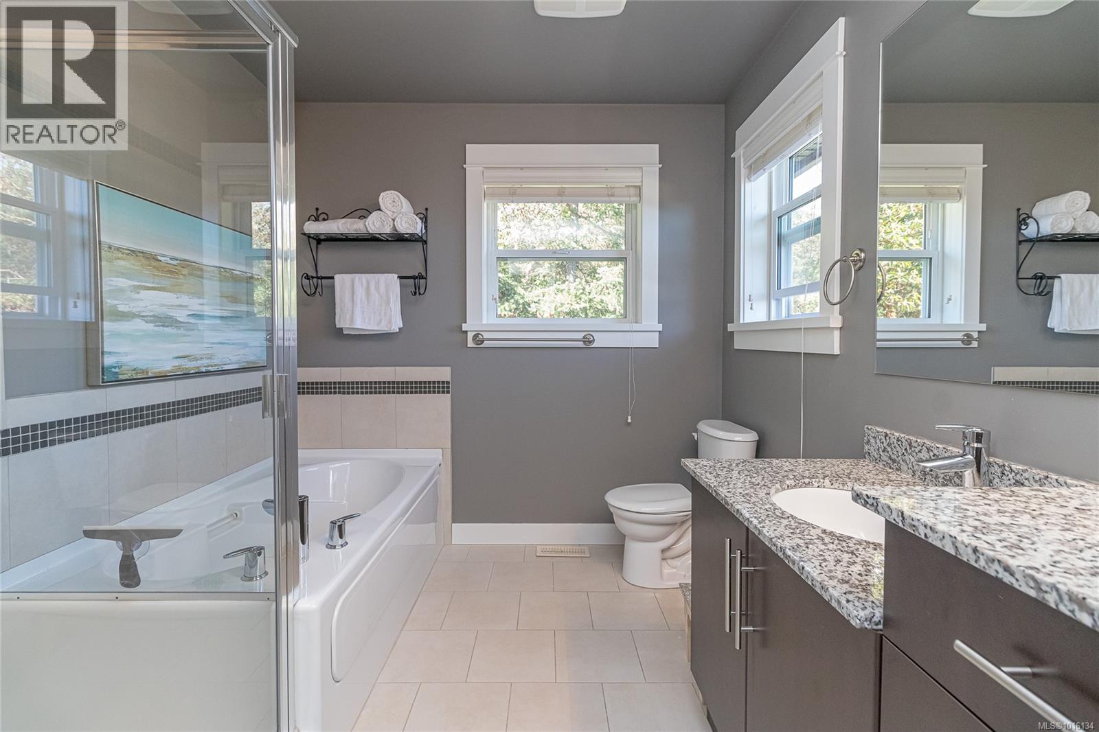 29 2319 Chilco Rd, View Royal