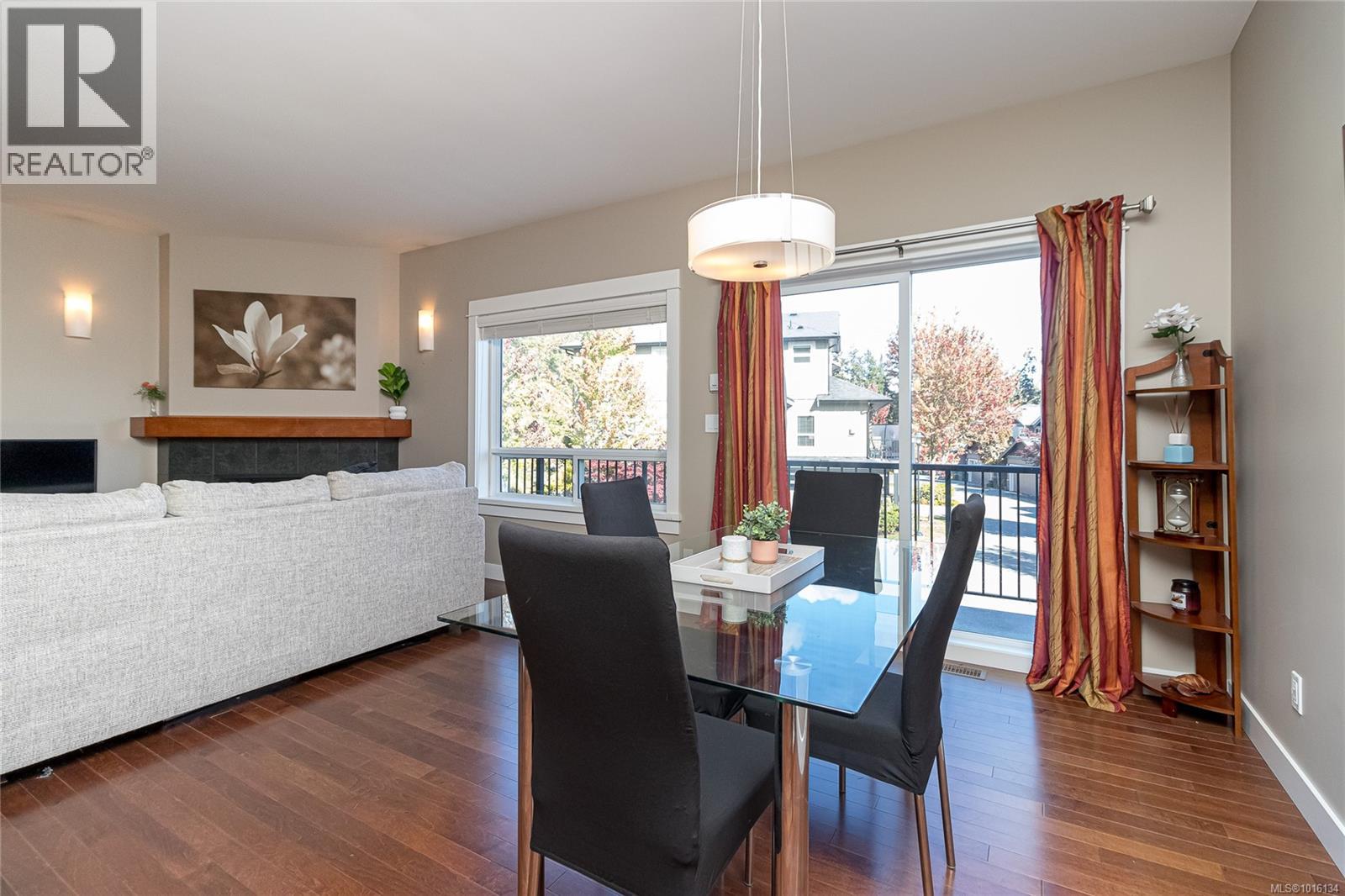 29 2319 Chilco Rd, View Royal