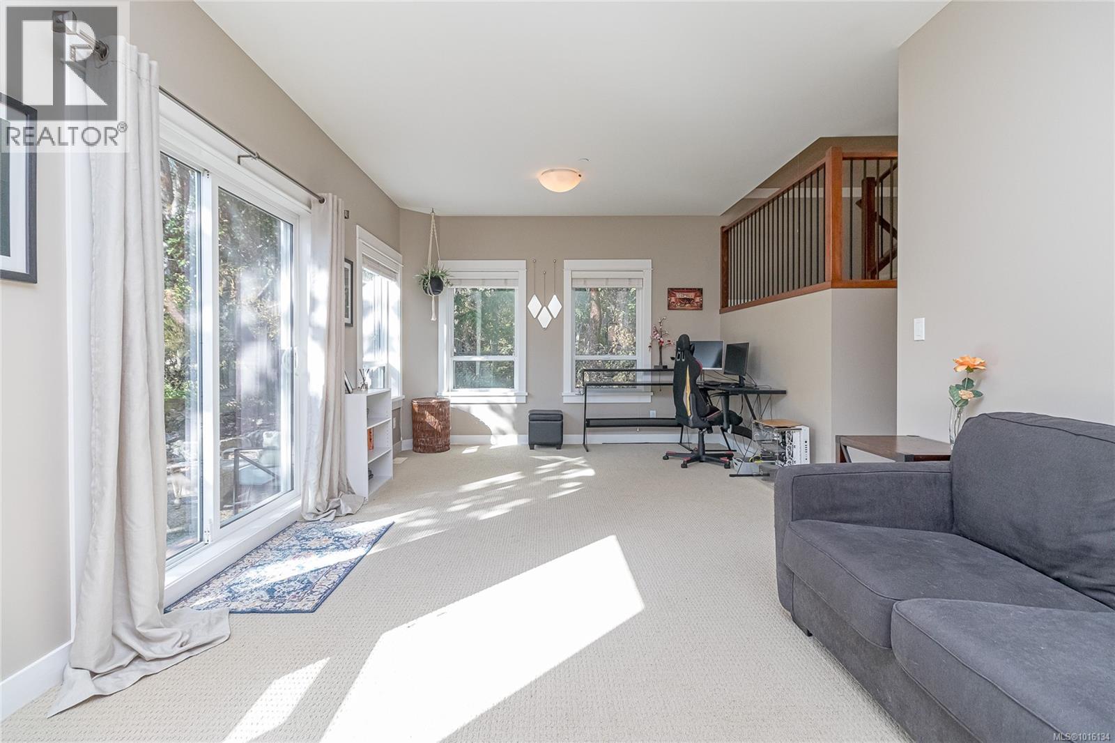 29 2319 Chilco Rd, View Royal