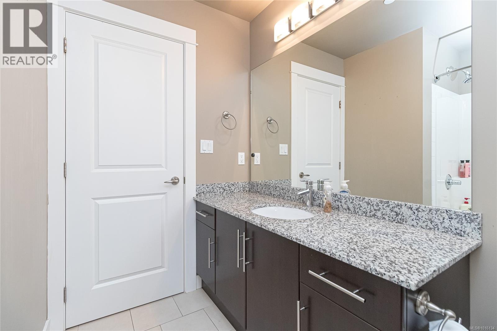 29 2319 Chilco Rd, View Royal