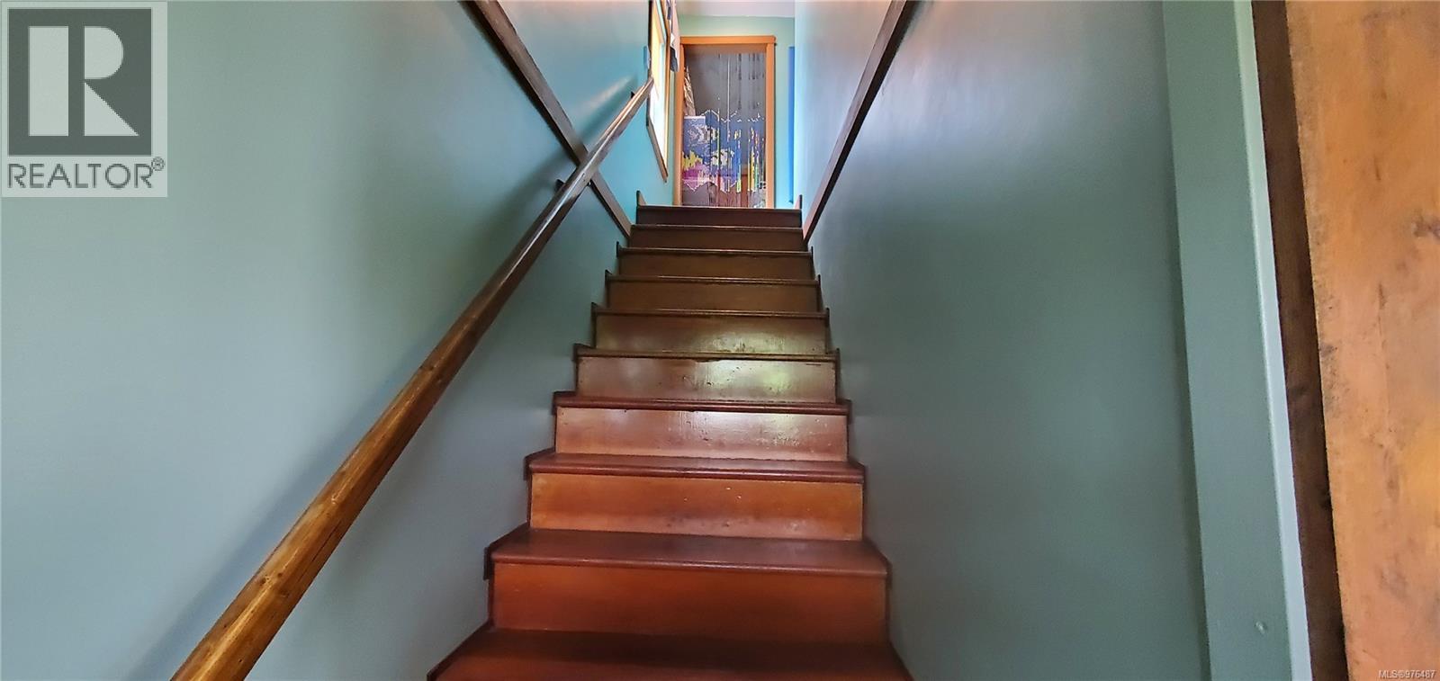 1131 Tipperary Pk, Tahsis