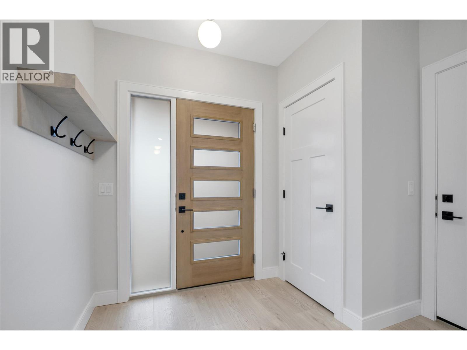  1839 Grey Owl Court, Kelowna