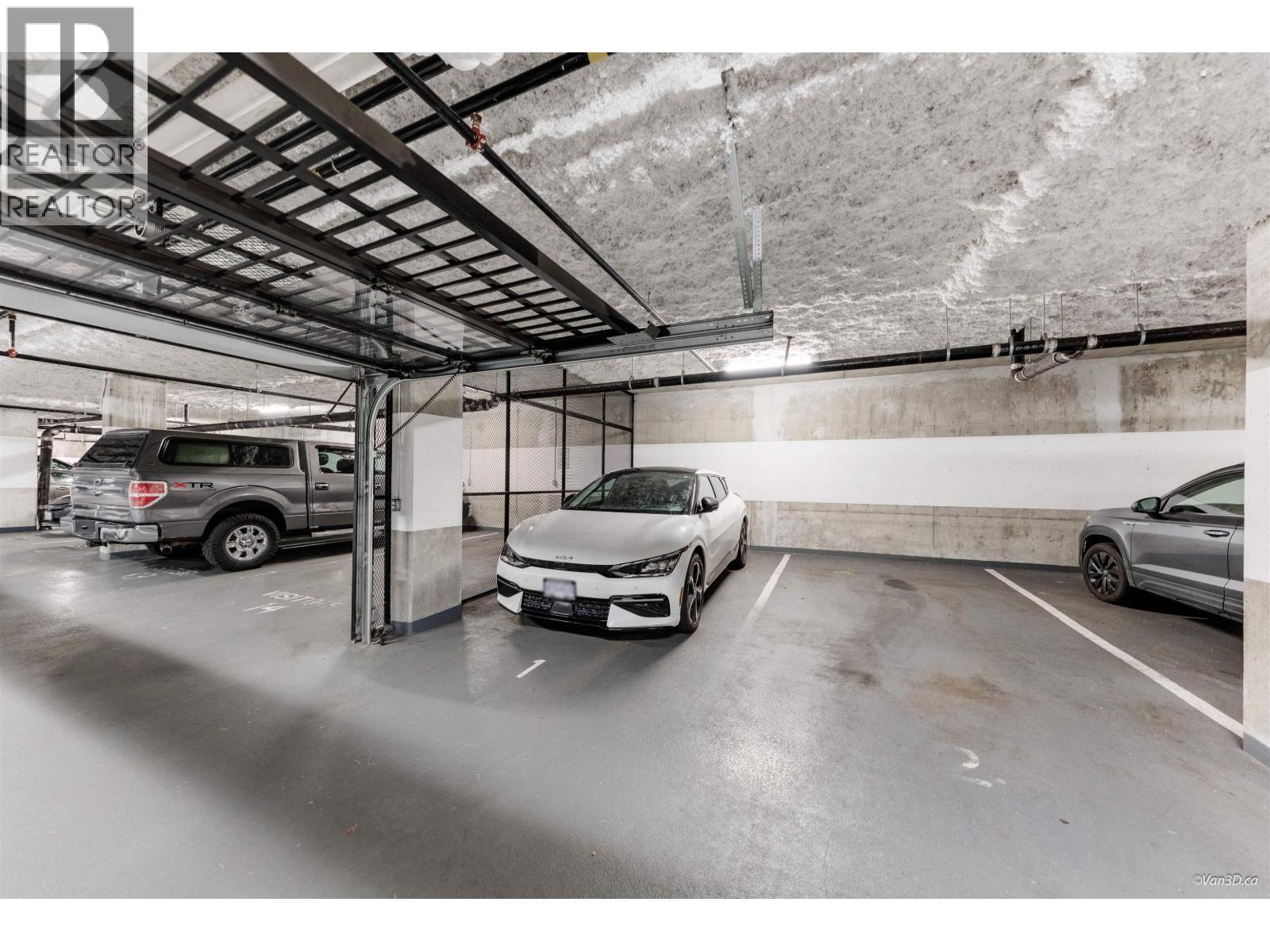 2XX 2632 LIBRARY LANE, North Vancouver