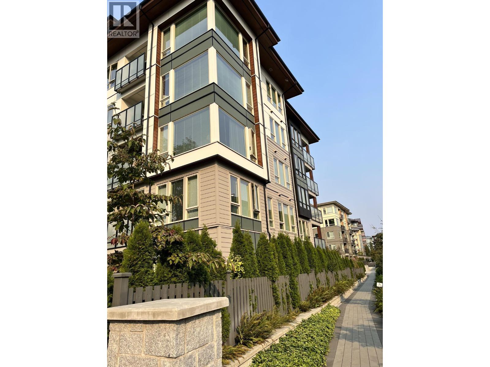 2XX 2632 LIBRARY LANE, North Vancouver