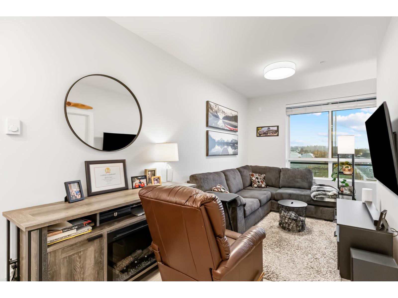 314 20360 LOGAN AVENUE, Langley