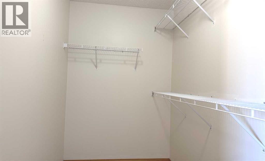 Single Family House for Sale in  Los Alamos Place NE Monterey Park Calgary 