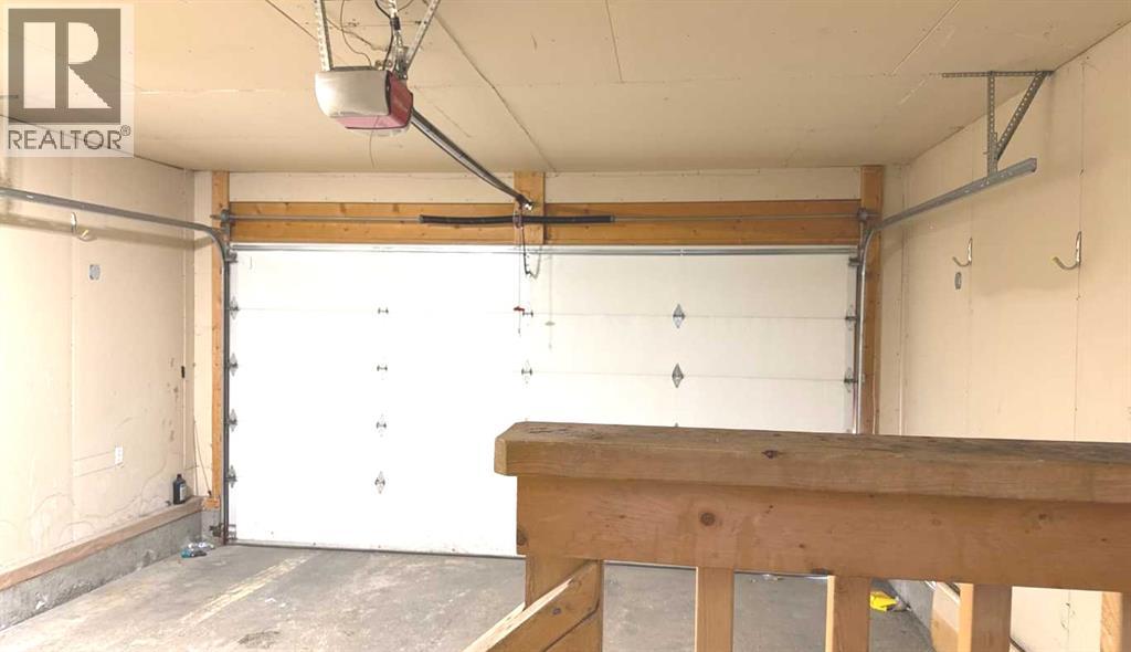 Single Family House for Sale in  Los Alamos Place NE Monterey Park Calgary 