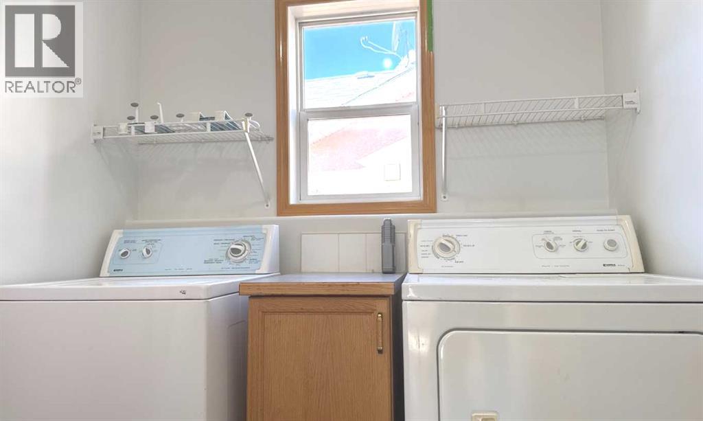 Single Family House for Sale in  Los Alamos Place NE Monterey Park Calgary 