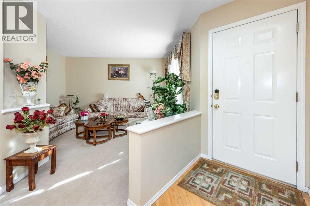 Single Family House for Sale in  Citadel Crest Link NW Citadel Calgary 